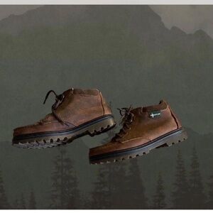 Eastland Brown Leather Ankle Boots